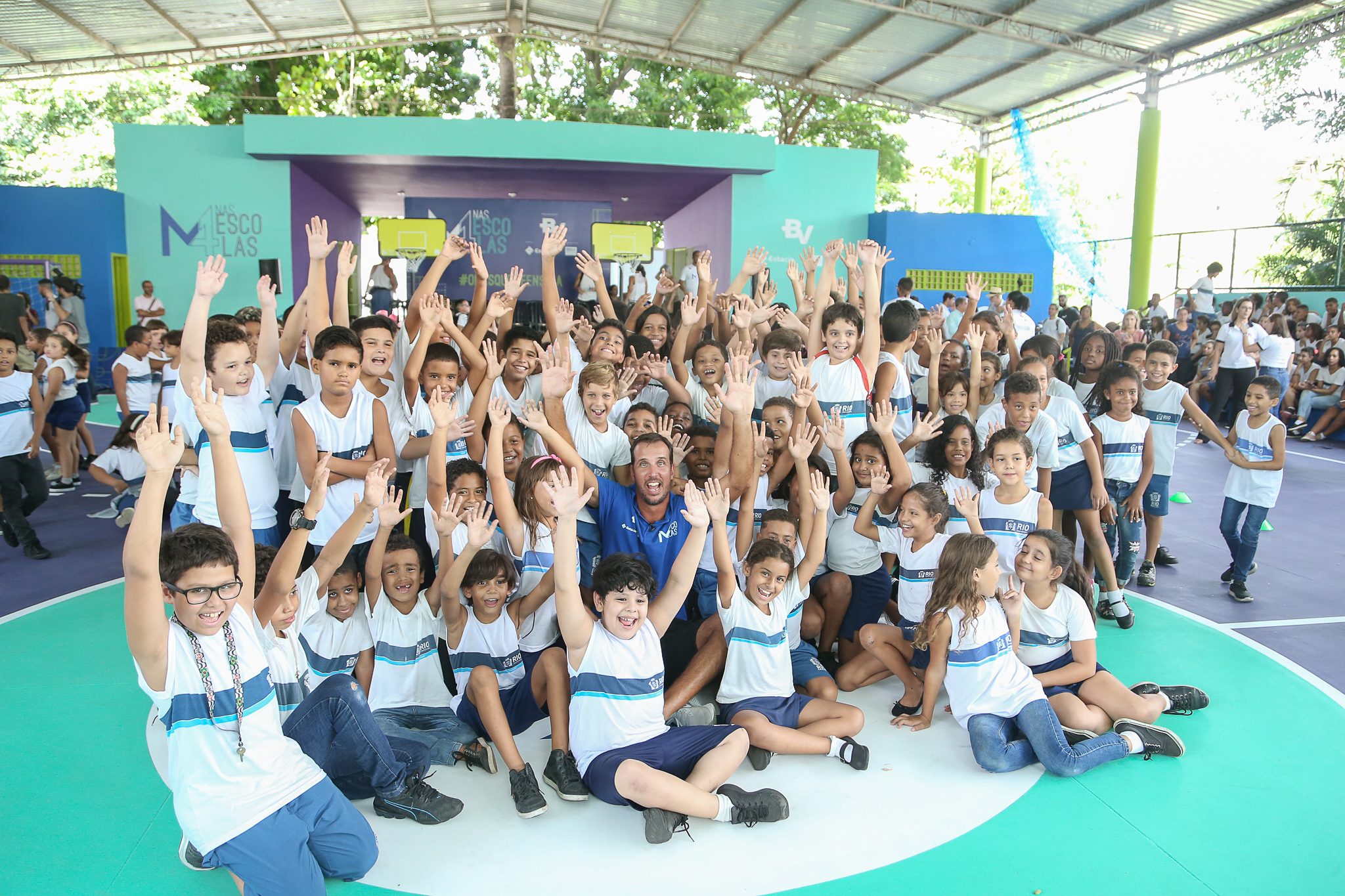 Marcelinho Machado lança projeto 'M4 Nas Escolas' no Rio de Janeiro