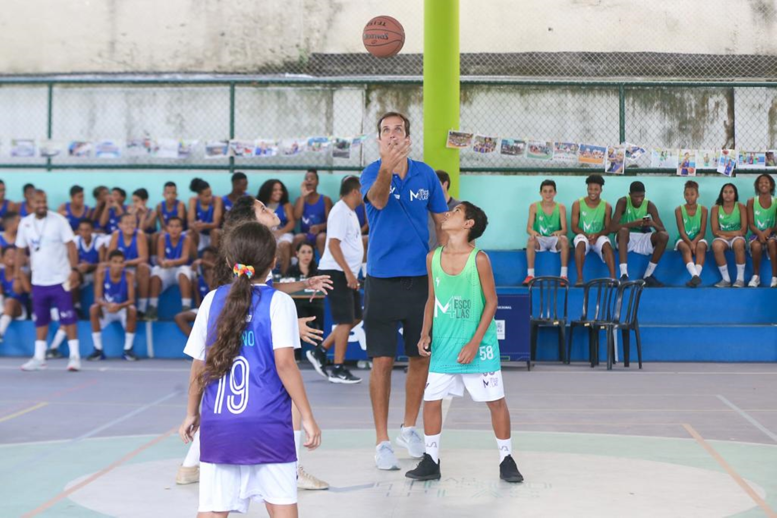 Festival ‘Joga Junto M4’ celebra outubro reunindo alunos de projeto de Marcelinho