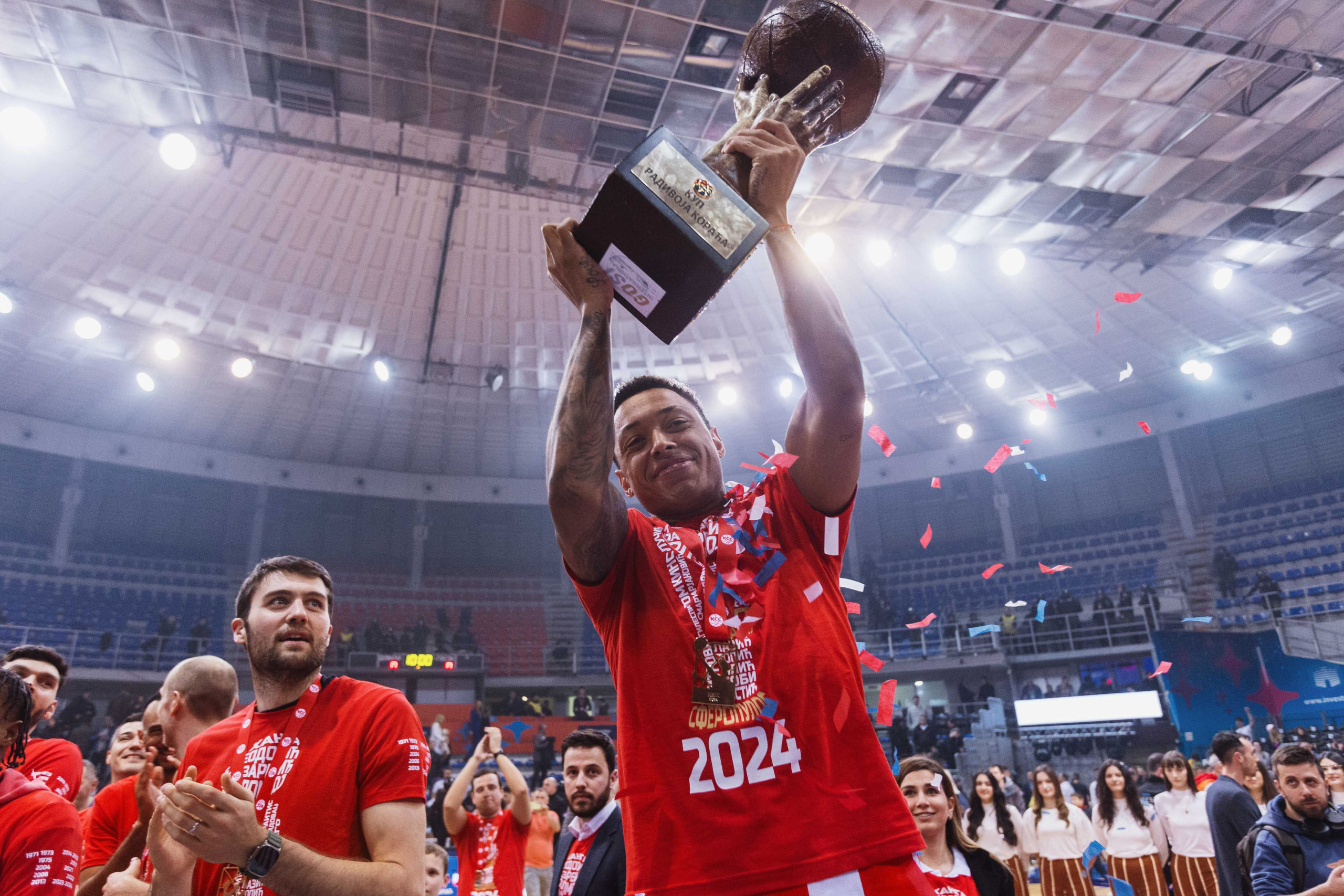Yago é campeão da Copa da Sérvia: 'Se pudesse escolher, seria exatamente como foi'