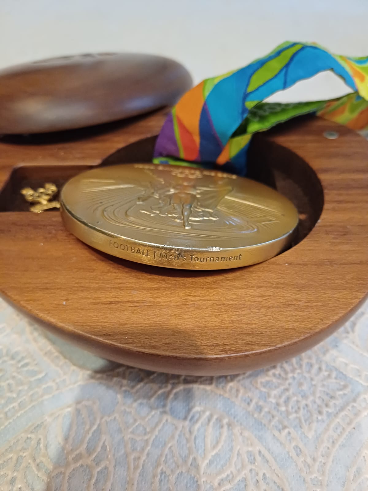 Memorabília do Esporte anuncia inédita venda de medalha de ouro do futebol dos Jogos Olímpicos Rio-2016