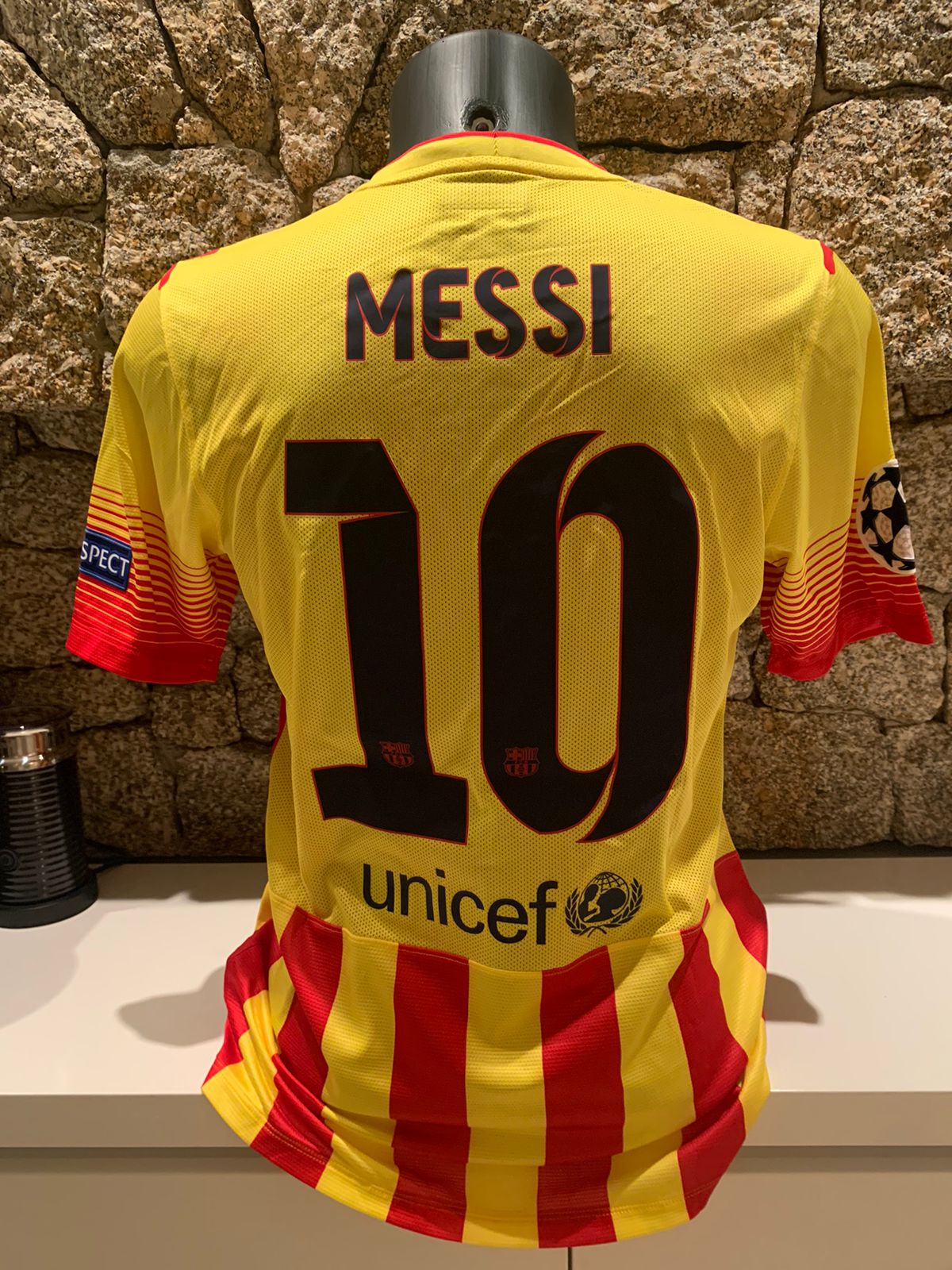 Memorabília do Esporte abre leilões e vendas sociais de itens únicos e históricos como camisa de Messi e tênis de Jokic