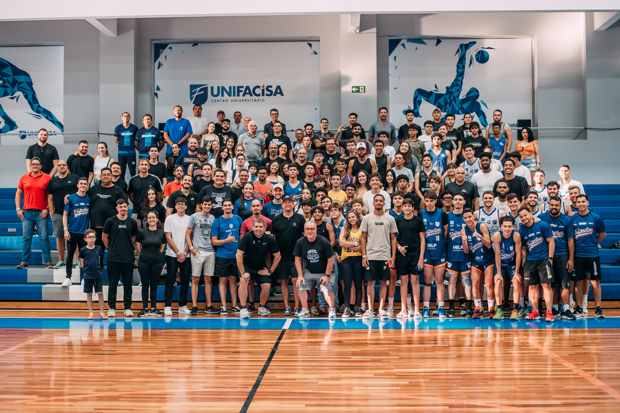 Nick Nurse: 'Quanto mais gente assistindo, mais gente jogando, melhor para o basquete'