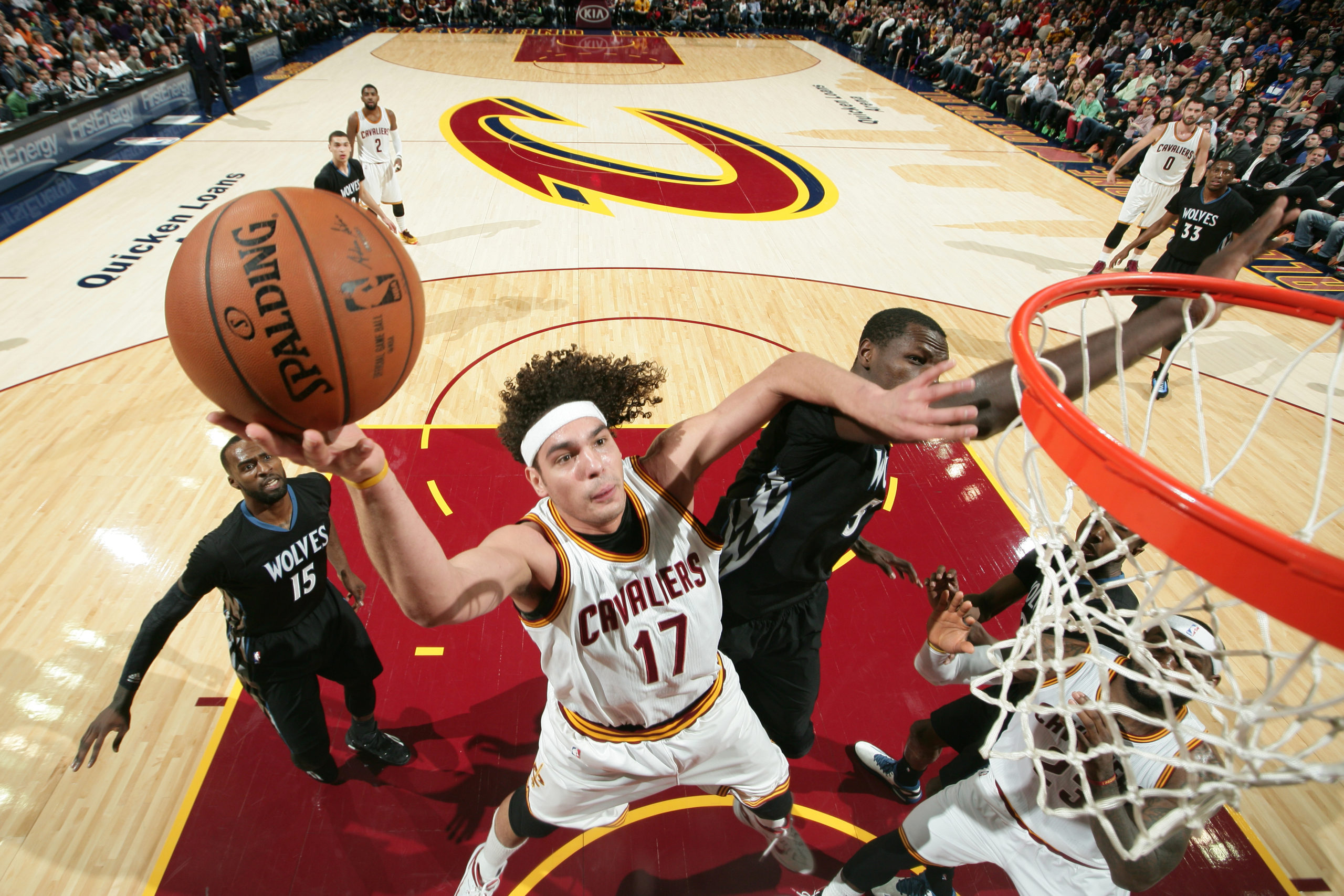 Com Varejão, novo treinador convoca seleção masculina de basquete