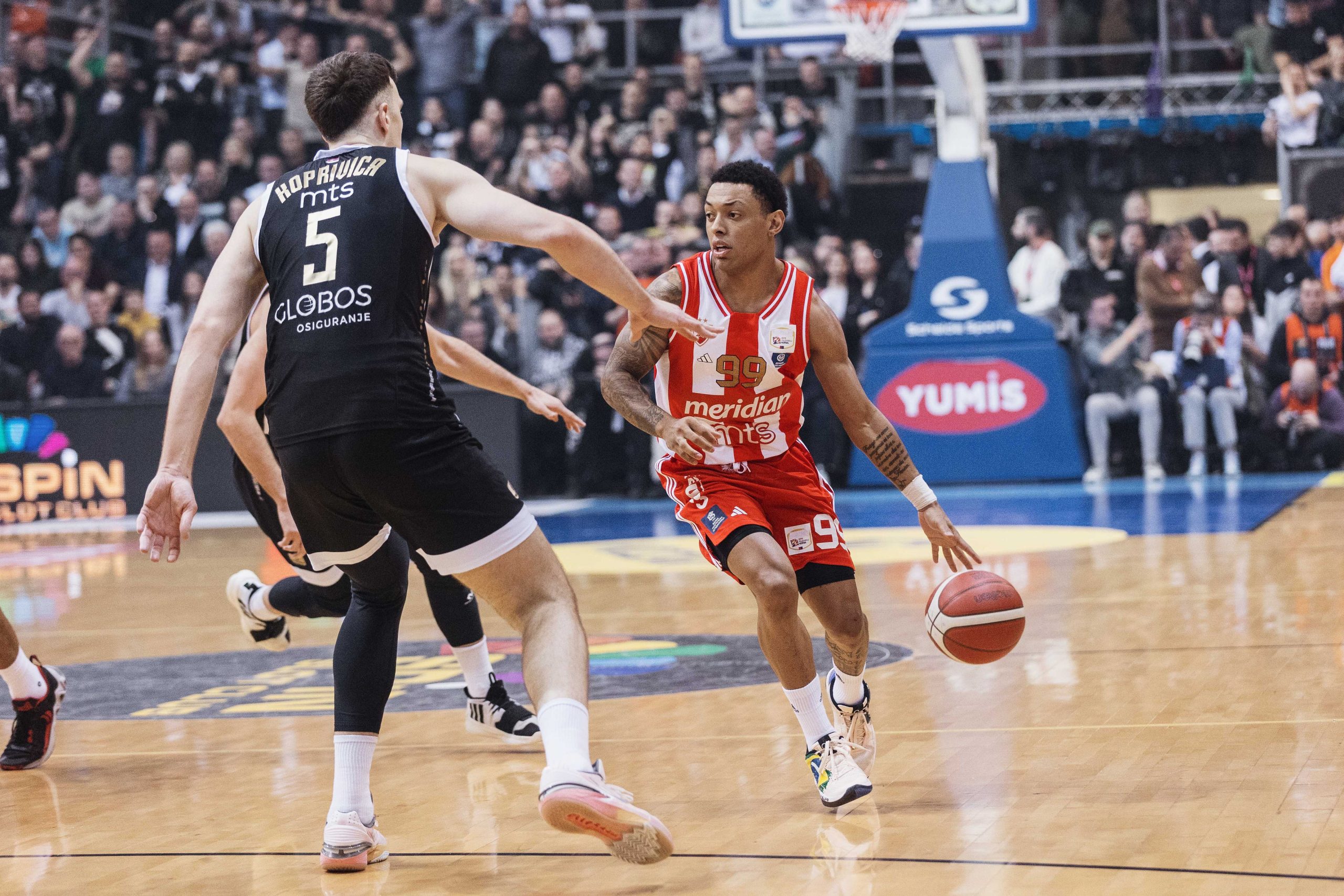 Yago lidera Estrela Vermelha em busca do bicampeonato da Liga Adriática